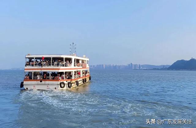 汕头“轮渡1元+”文旅航班——激活内海湾旅游新动能