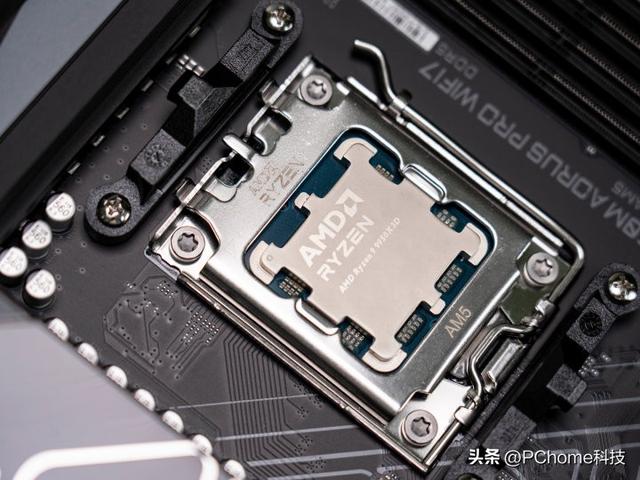 充分释放X3D性能 技嘉B850M电竞雕助攻锐龙9950X3D