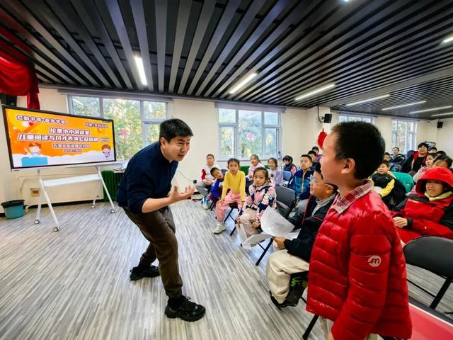 石景山区：五里坨街道图书分馆，打造居民家门口的文化旅行打卡地