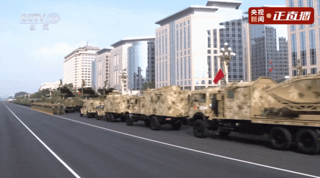 一生报国终得圆满！102岁老兵看完阅兵离世，孙女发声曝更多细节
