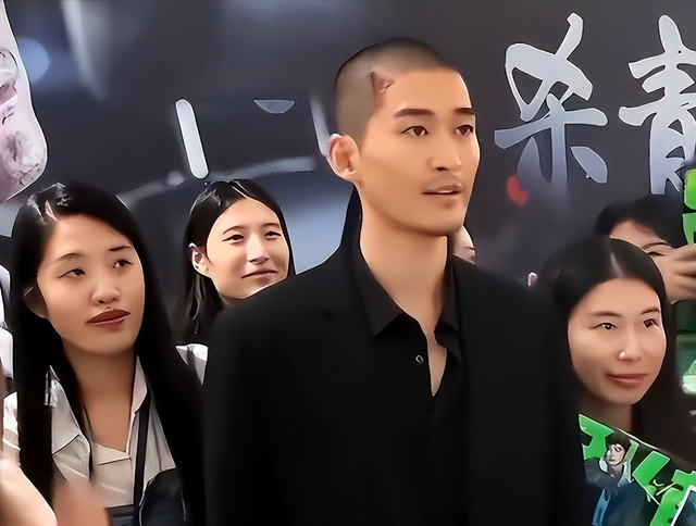 3天曝4个大瓜！李连杰开刀、性侵被公开、故意辱华，个个离谱