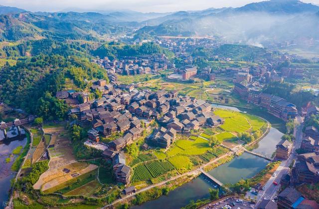 7个人少清净的古村镇，秋冬季节适合来，赏秋或躺平，日子很安逸