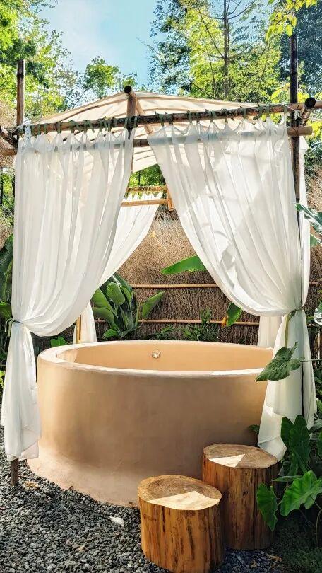 秋崃 | 深秋微凉，正好躲进邛崃山里泡个汤！