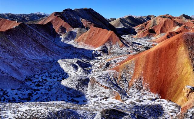 随拍！七彩丹霞冬景之美
