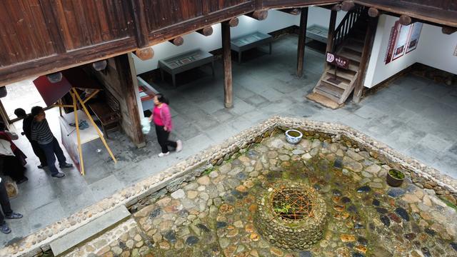 福建南靖土楼——田中赋、河坑土楼群