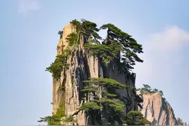 黄山最佳旅游时间是几月份，春秋季节的壮美之旅图片
