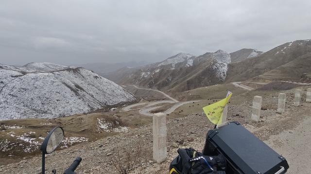 摩旅长征路（陕甘宁）（04）过岷县，翻过一座无名雪山，到达漳县