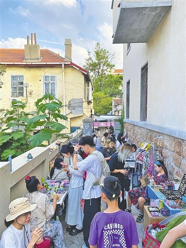 青岛波螺油子老街“长”出新烟火！艺术谷运营一年来保持满租状态 十一黄金周引流超50万人次