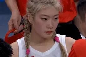 就离谱！中国女篮对阵日本女篮，3分钟被“连吹6次”犯规图片