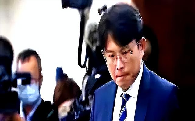 赖清德没招了，绿要员辞职，黄国昌表决临阵退缩，朱立伦转悲为喜