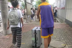 供孩子读完民办高中三年到底花了多少钱，用我亲身经历来告诉你！图片