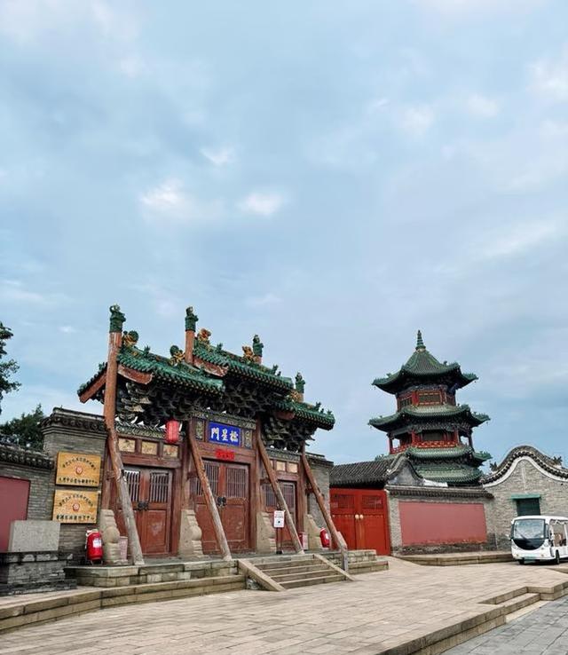 我是湖北人，刚从太原古县城回来，忍不住说4点实在建议。