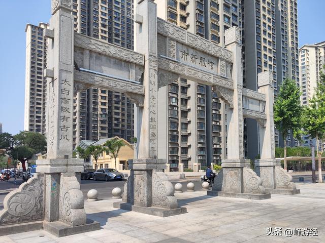 邯郸学步桥上学走路，吃碗石磨米粉压压惊