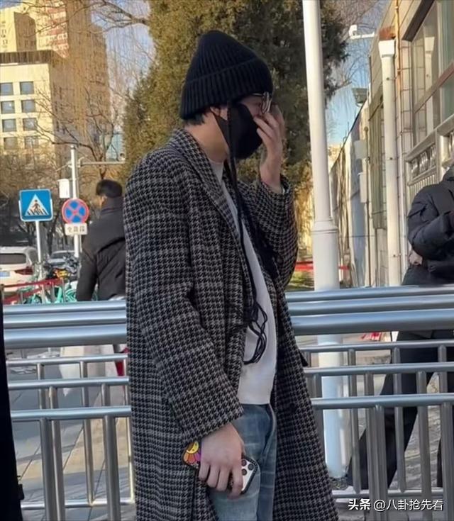 26年春晚首次彩排，16位大咖亮相，看到他们出现	，今年是真稳了