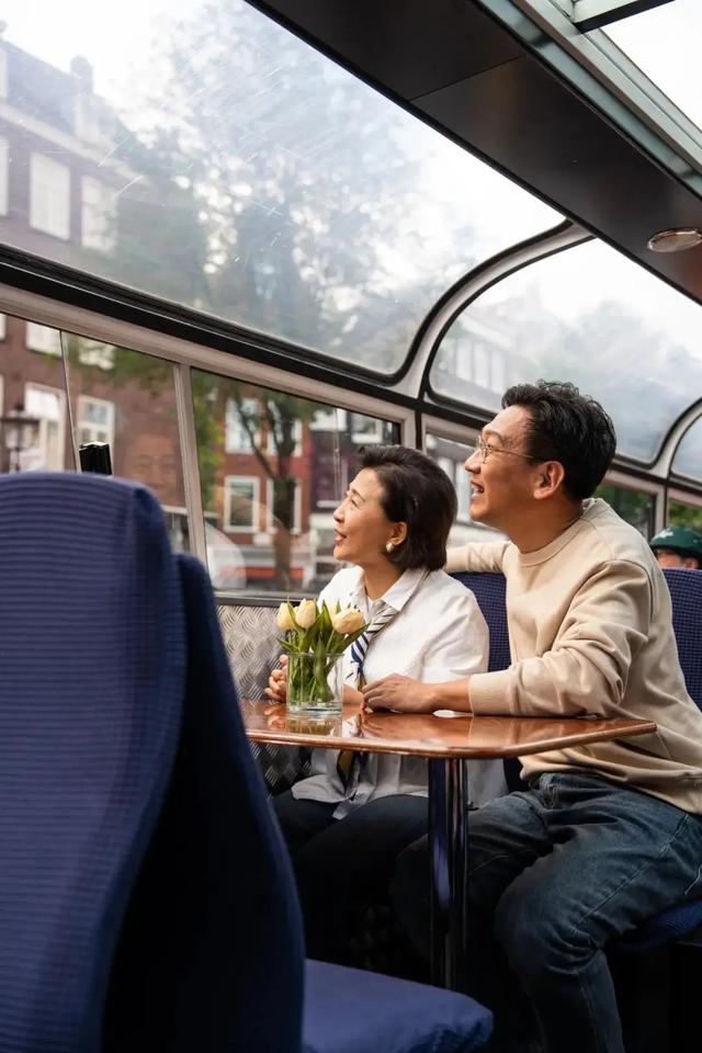 从嫌弃到疯抢爆单，邮轮公司悄悄做这些改变，银发族才是消费主力