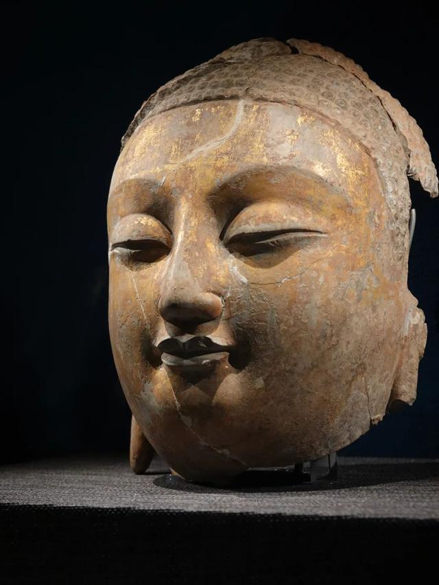 青州博物馆笔记，与他们对视三秒你能不能忍住不笑？青州的微笑