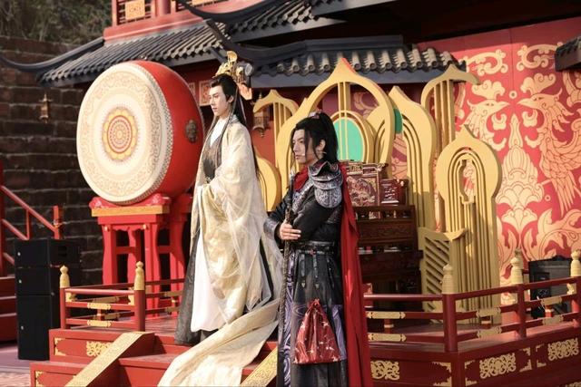 冰雪+国风+光影！成都跨年玩法太绝了