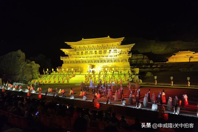 拉萨市：观看《文成公主》大型实景剧