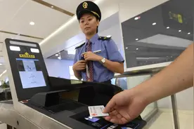 坐高铁时，可以中途下车吗？春运在即，今儿就跟大家聊聊这个话题图片