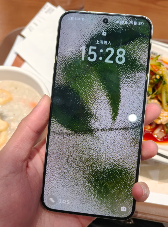 四款热门旗舰手机大对比：谁才是真正性价比之王？