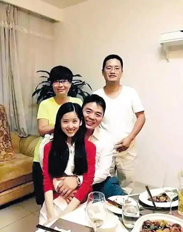 钱再多有什么用？百亿身家刘强东对大儿子的亏欠，至今都难以弥补