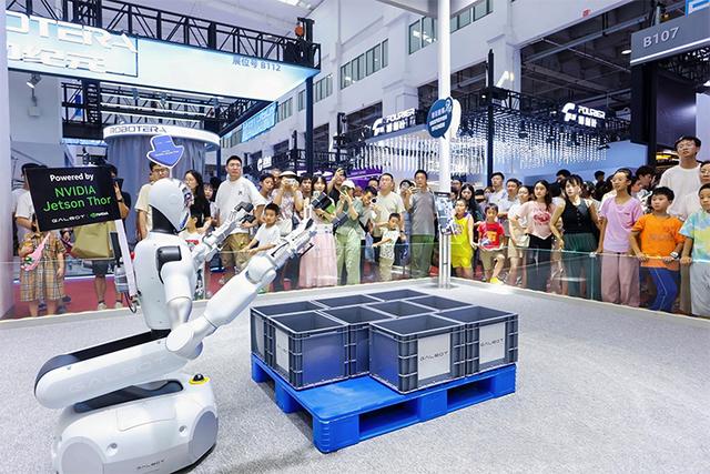 智造未来：北京2025世界机器人大会展现具身智能新时代