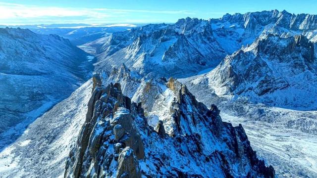 一踩油门，赴莲宝叶则的风景与自由之约