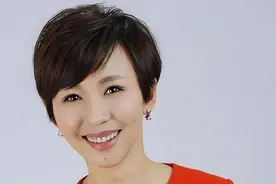 主持《新闻联播》9年，四年前突然消失，欧阳夏丹去哪儿了？图片