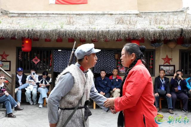 宕昌县哈达铺镇：沉浸式演出构建红色旅游“地标”