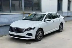 适合新手开的几万元耐用车，这两款省油安全，刮碰不心疼图片