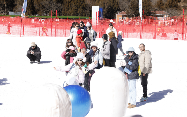 秒变冬日游乐场！燃情毕棚沟，今天“wow”不停~