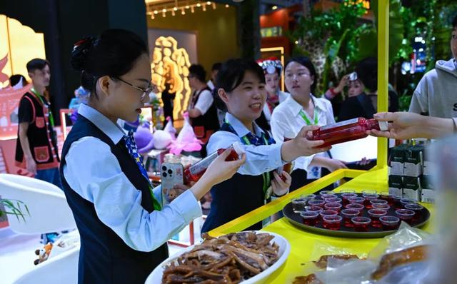 你好，世界！我是弥勒