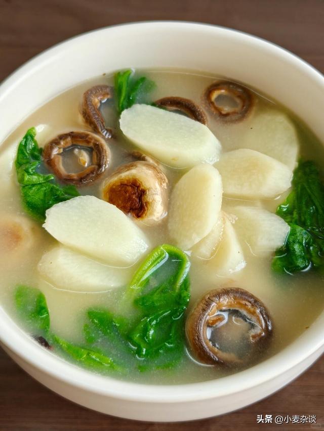 男性过了50岁后，多食这4样，每周两次，补肝益肾，回到20岁