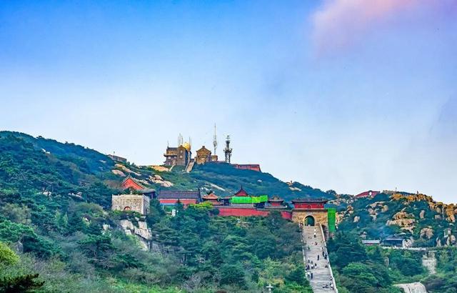 中国5座难爬的名山，爬过2座算及格，全爬过就太厉害了