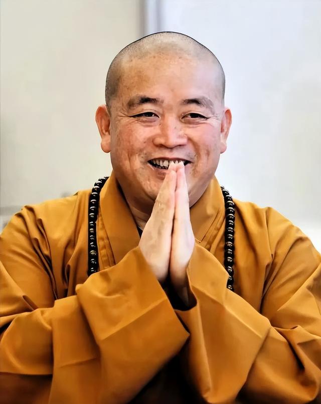 释永信背后生活有多奢靡？一般人真想象不到的夸张！