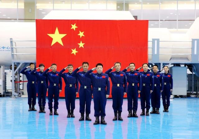 中国空间站已经落后了?俄确定国际空间站即将坠毁,美国另起炉灶？