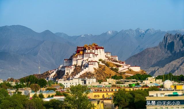 突然发现，旅游其实就是一种精神救赎，只有精神内耗的人才需要它