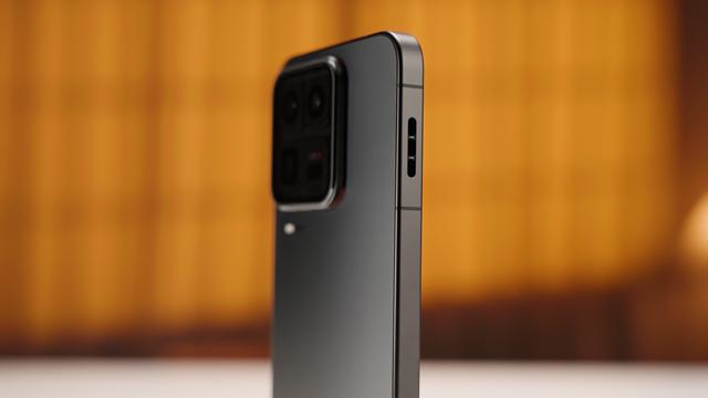 iQOO 15 Ultra图赏：【性能Ultra实至名归】