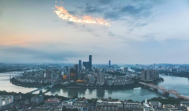 58年广西省会之争，韦国清要定柳州，毛主席：是不是首都要定兰州