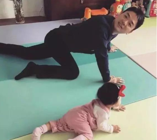 刘强东上千亿身家背后，儿子却是他一生的痛，感谢章泽天视如己出