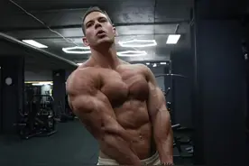 健身网红“维亚德”肌肉上科技了？国内健身圈猛男基因比不过欧美图片