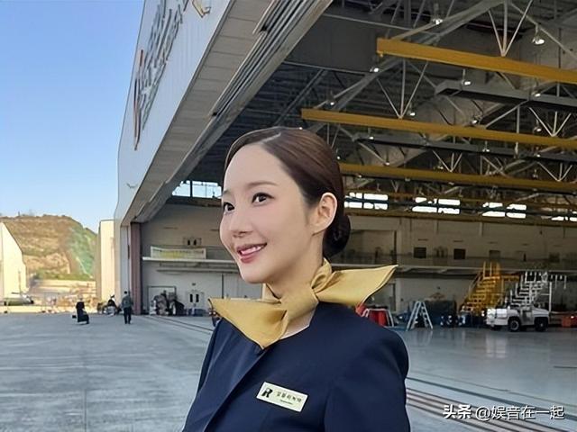 朴敏英：从“金秘书”到“纸片人”，她经历了什么？