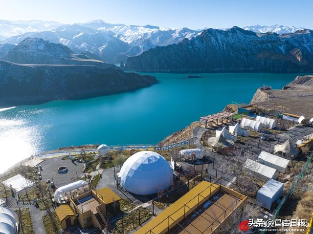 雪落肯斯瓦特！玛纳斯这片“水墨秘境”美到窒息