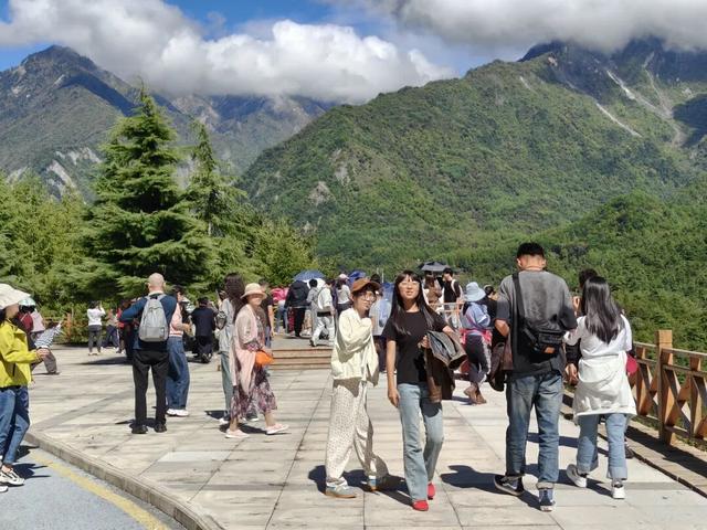 今天的天池景区