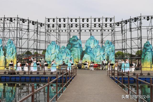 花海踏歌醉春风 汉中“花海民歌会”燃动春日文旅