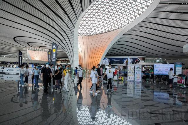 旅客睡成一片，大兴机场却成了“深夜避风港”？一句话点醒行业