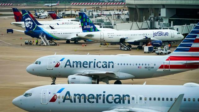 华盛顿停摆一月未解，关键经济数据全面中断，美经济损失达140亿