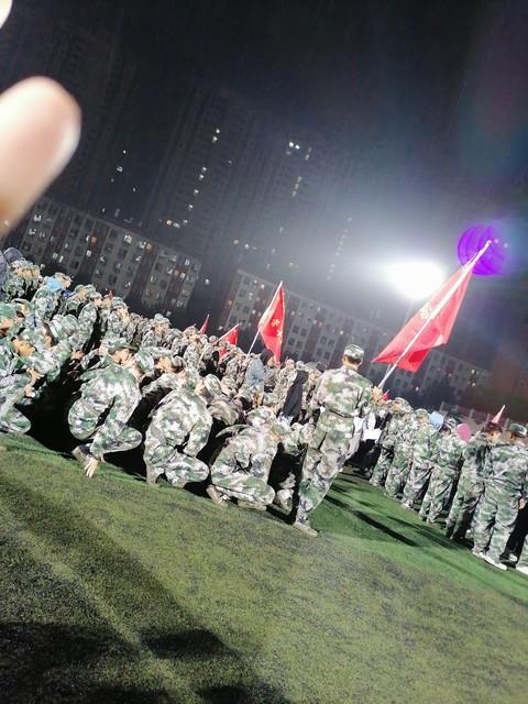 北体学生军训表演炸裂网友：各省“武状元”进京比拼谁更强