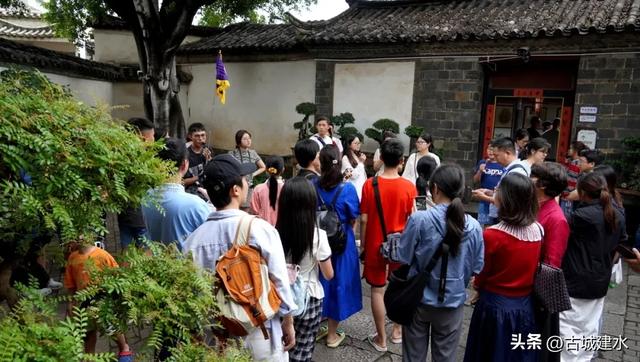 “十四五”文旅高质量收官 千年建水古城奏响发展强音