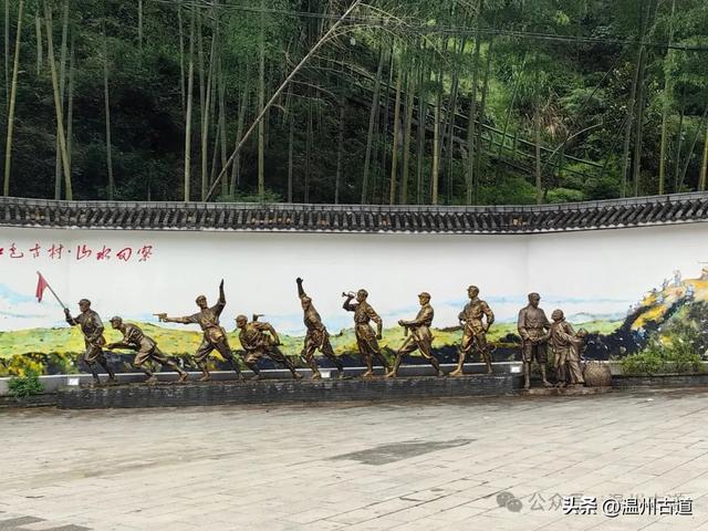 藏在浙南九寨沟里的红色秘境!可亲子徒步,在清溪飞瀑里寻凉意!